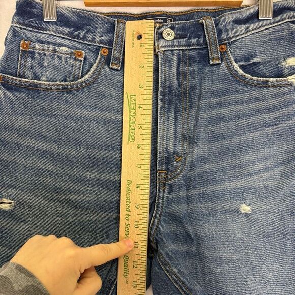 Abercrombie & Fitch Women's High Rise 8" Inseam Bermuda Jean Shorts Size 6 - Picture 5 of 11